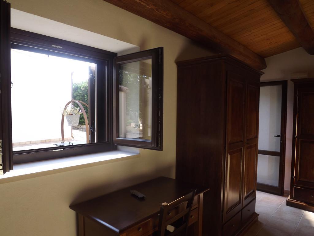 L'Antico Trappeto Bed & Breakfast Noto Ruang foto