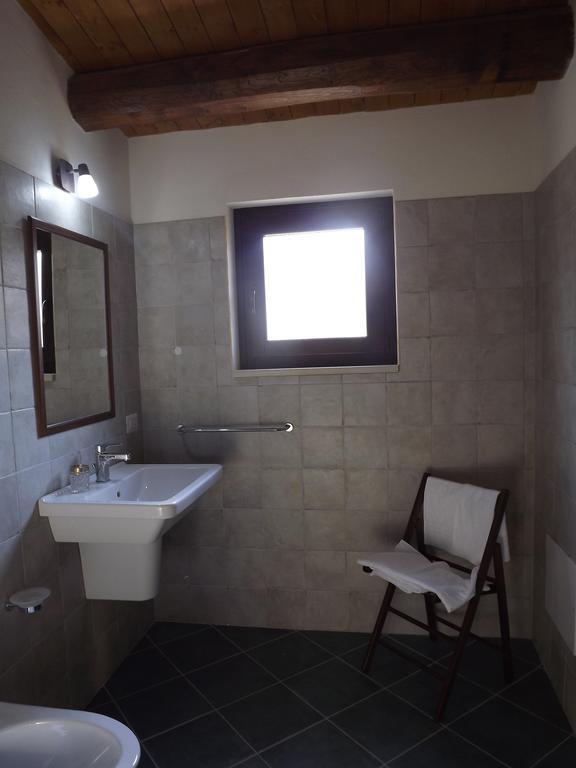 L'Antico Trappeto Bed & Breakfast Noto Ruang foto