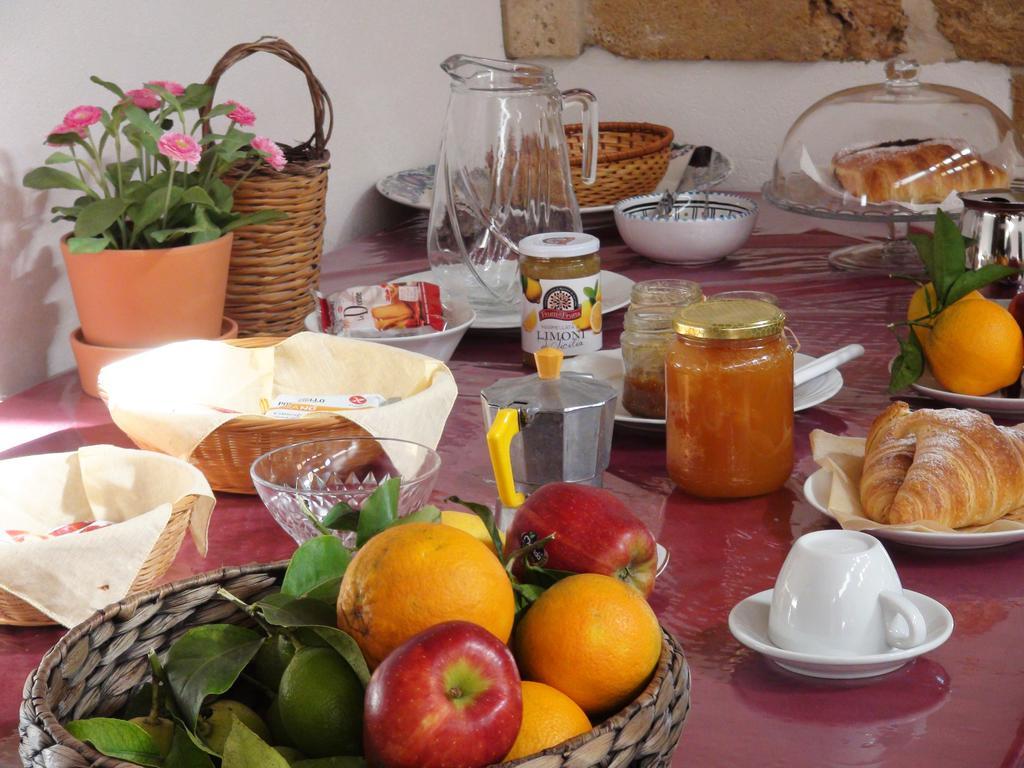 L'Antico Trappeto Bed & Breakfast Noto Bagian luar foto