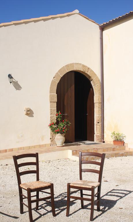 L'Antico Trappeto Bed & Breakfast Noto Bagian luar foto
